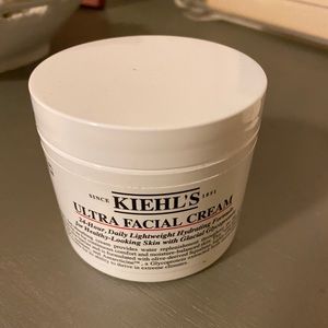 Kiehls Ultra Facial Cream
All Skin Types